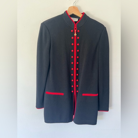 St. John Collection Santana Knit Black & Red Long Jacket & Pants Suit Set Size 6 - Picture 2 of 16